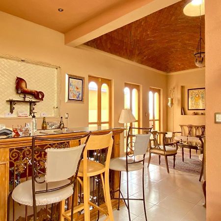 Hotel Tierra De Sol Y Luna Альенде Экстерьер фото