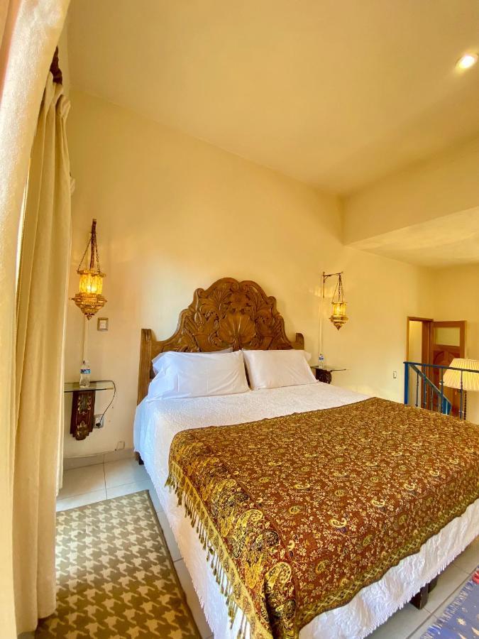 Hotel Tierra De Sol Y Luna Альенде Экстерьер фото