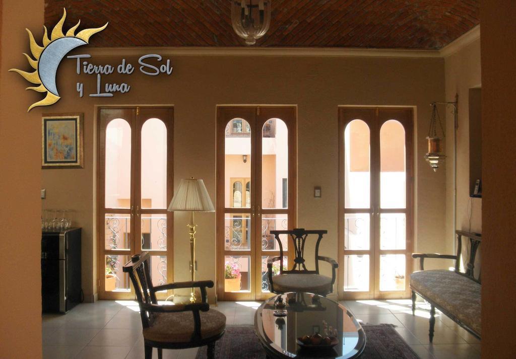 Hotel Tierra De Sol Y Luna Альенде Экстерьер фото